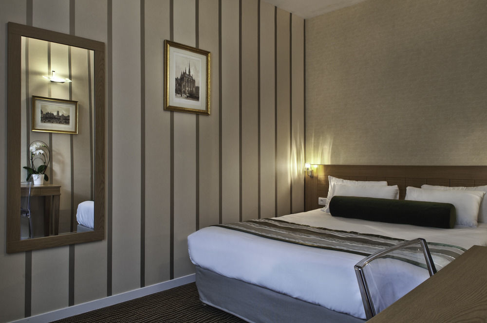 Hotel Romance Malesherbes By Patrick Hayat Paříž Pokoj fotografie